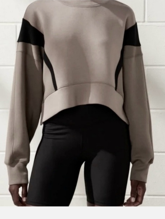 Abercrombie & Fitch Tops - YPB NeoKnit Cropped Pullover Sweatshirt Gray Black Color Block Design Size Small